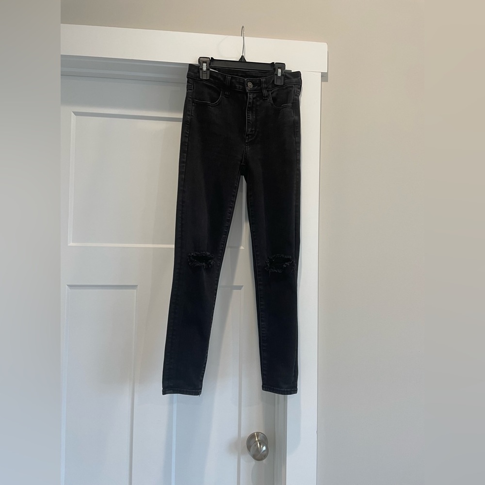 American Eagle black super high rise jegging